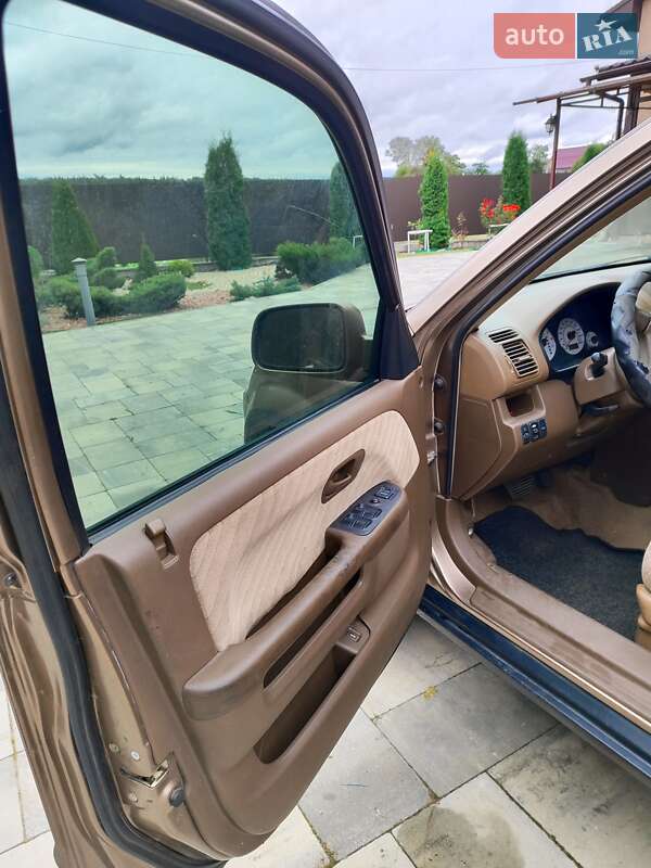 Внедорожник / Кроссовер Honda CR-V 2003 в Ирпене фото 9 Внедорожник / Кроссовер Honda CR-V 2003 в Ирпене