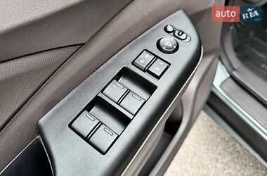 Внедорожник / Кроссовер Honda CR-V 2012 в 
