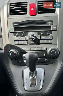Внедорожник / Кроссовер Honda CR-V 2011 в 