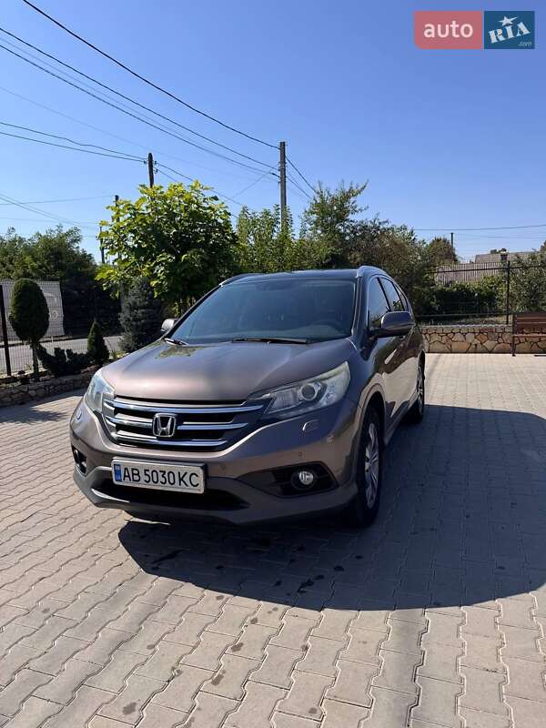 Внедорожник / Кроссовер Honda CR-V 2013 в Могилев-Подольске