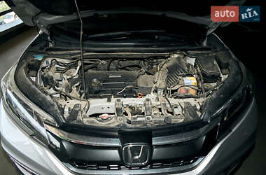 Внедорожник / Кроссовер Honda CR-V 2016 в 