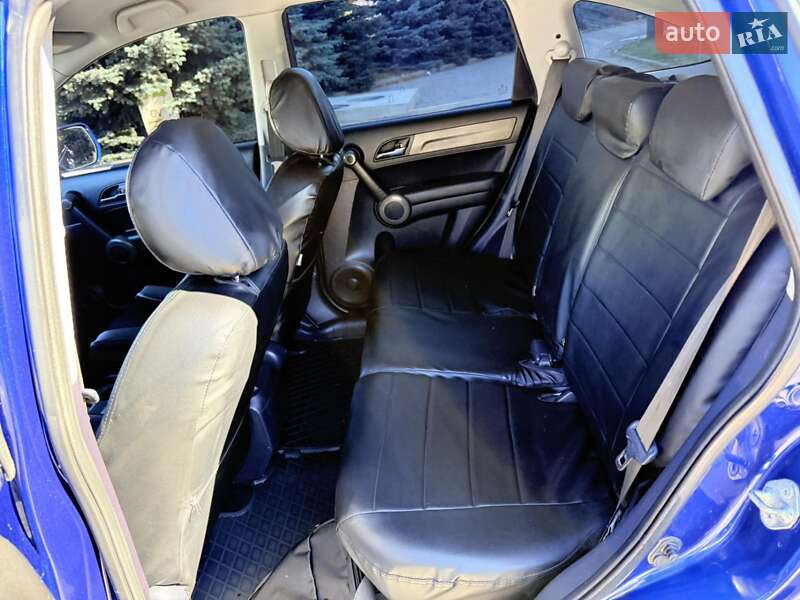 Внедорожник / Кроссовер Honda CR-V 2011 в Харькове