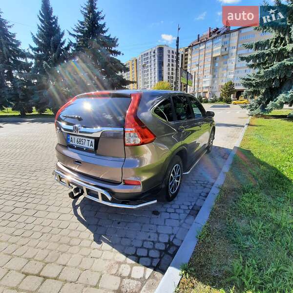 Внедорожник / Кроссовер Honda CR-V 2015 в Ивано-Франковске