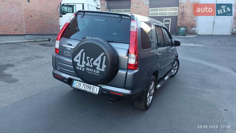 Внедорожник / Кроссовер Honda CR-V 2005 в Чернигове