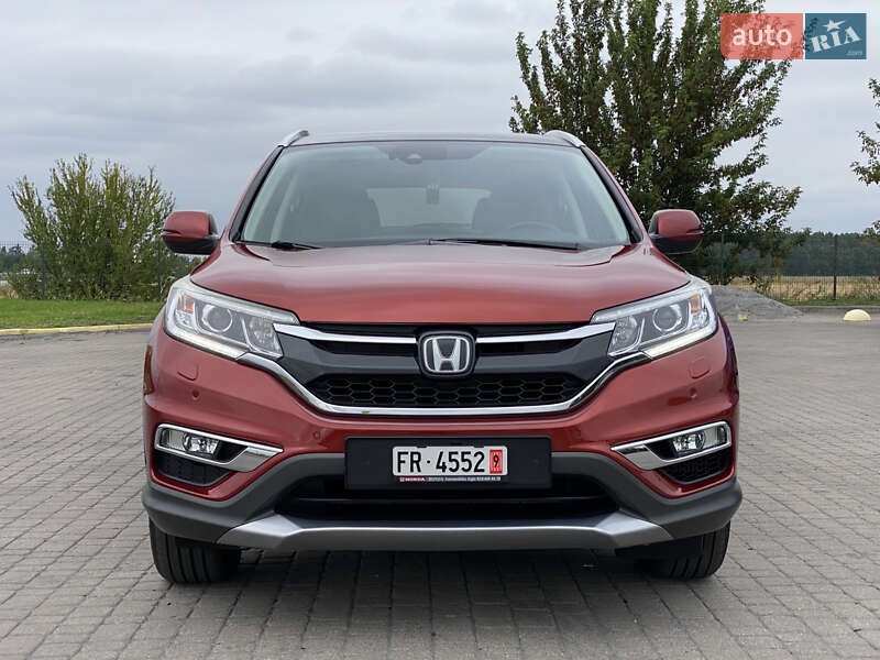Внедорожник / Кроссовер Honda CR-V 2015 в Радивилове