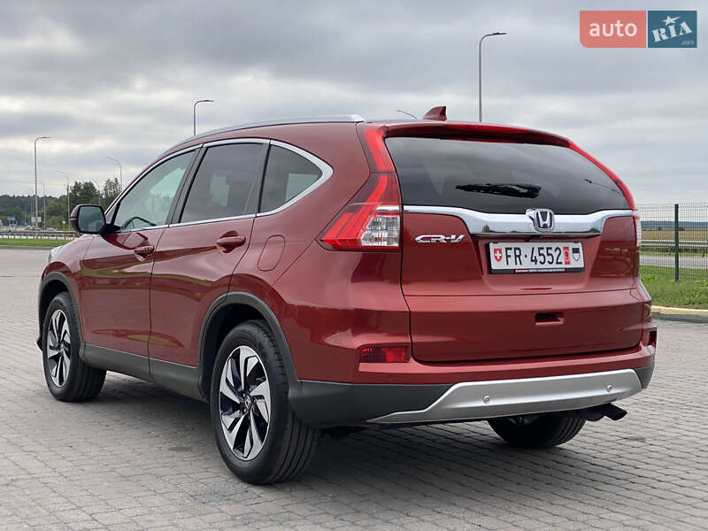 Внедорожник / Кроссовер Honda CR-V 2015 в Радивилове