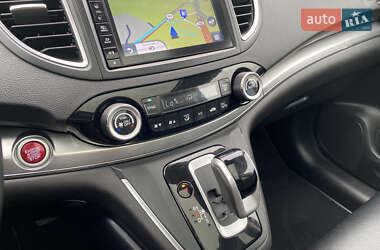 Внедорожник / Кроссовер Honda CR-V 2015 в 