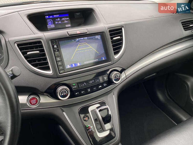 Внедорожник / Кроссовер Honda CR-V 2015 в Радивилове