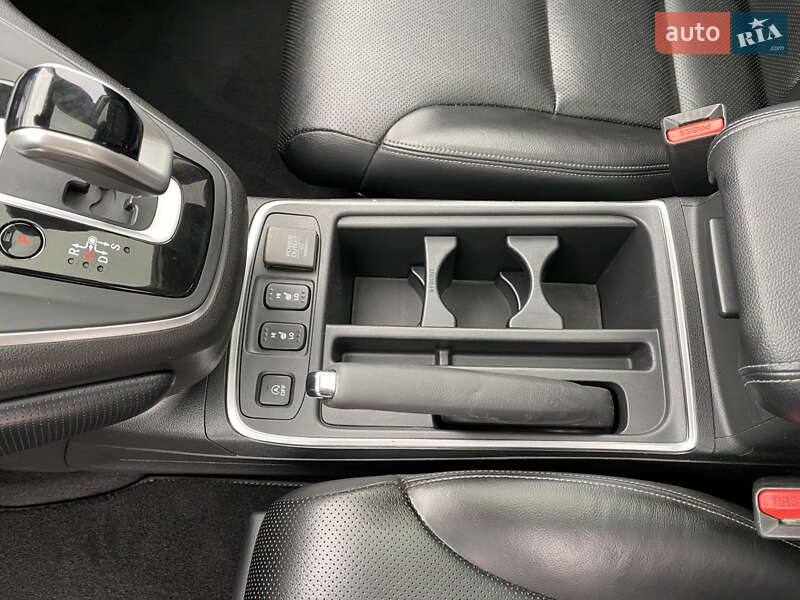 Внедорожник / Кроссовер Honda CR-V 2015 в Радивилове
