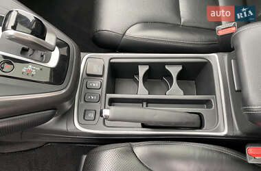 Внедорожник / Кроссовер Honda CR-V 2015 в 