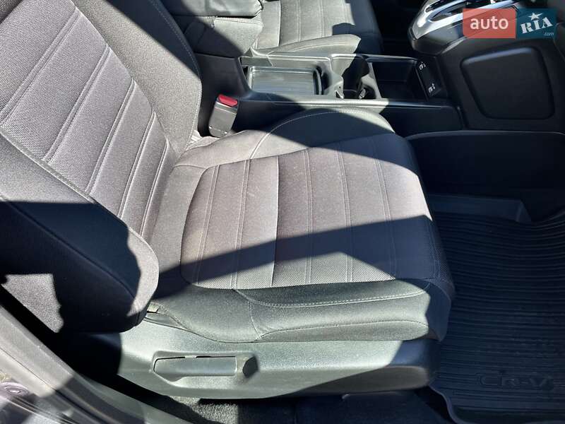 Внедорожник / Кроссовер Honda CR-V 2020 в Львове