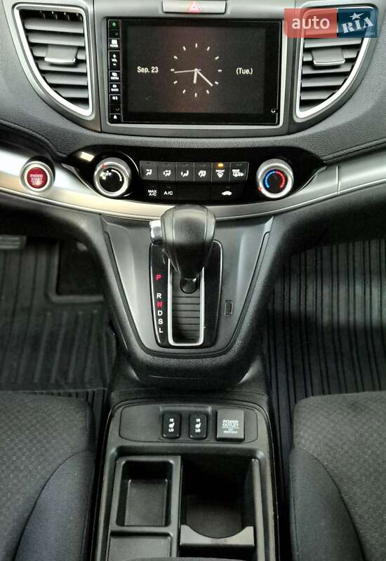 Внедорожник / Кроссовер Honda CR-V 2016 в Запорожье