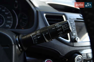 Внедорожник / Кроссовер Honda CR-V 2016 в 