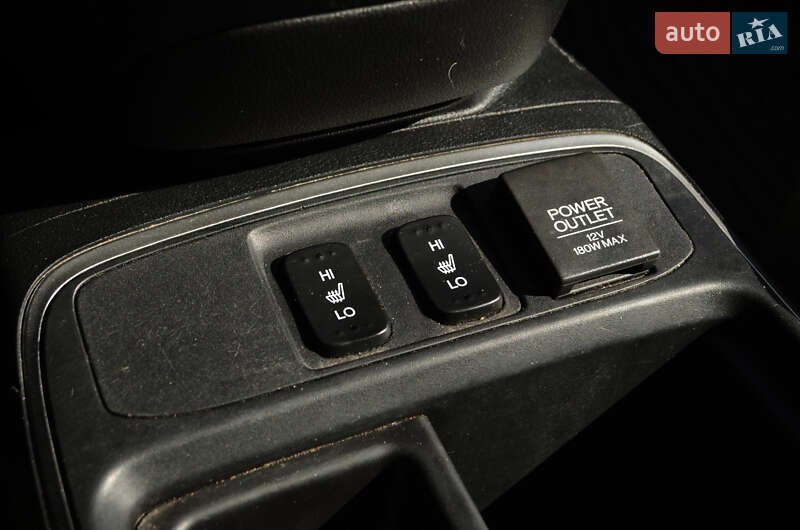 Внедорожник / Кроссовер Honda CR-V 2016 в Киеве