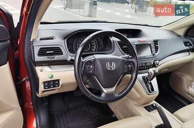 Внедорожник / Кроссовер Honda CR-V 2015 в 