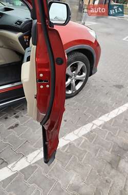 Внедорожник / Кроссовер Honda CR-V 2015 в 
