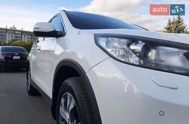 Внедорожник / Кроссовер Honda CR-V 2015 в 