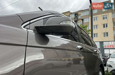Внедорожник / Кроссовер Honda CR-V 2011 в 