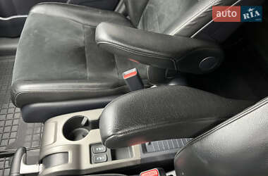 Внедорожник / Кроссовер Honda CR-V 2011 в 