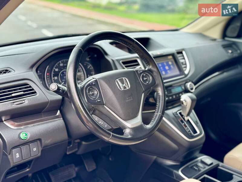Внедорожник / Кроссовер Honda CR-V 2015 в Киеве