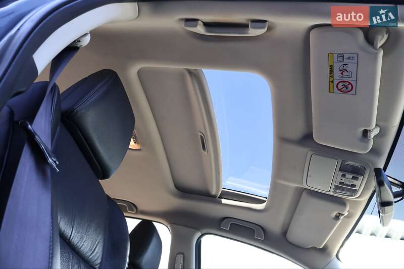 Внедорожник / Кроссовер Honda CR-V 2013 в Киеве