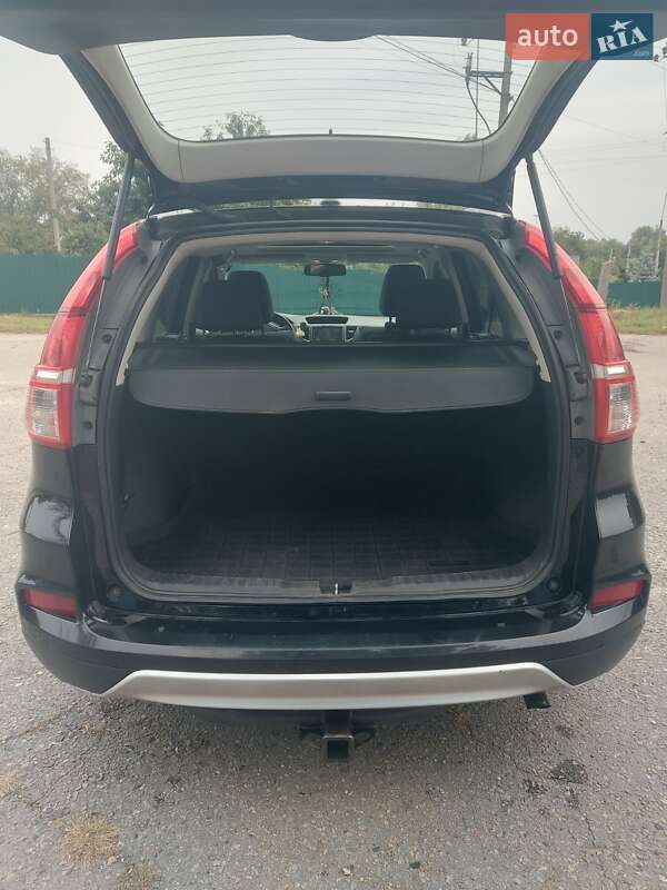 Внедорожник / Кроссовер Honda CR-V 2015 в Кременчуге
