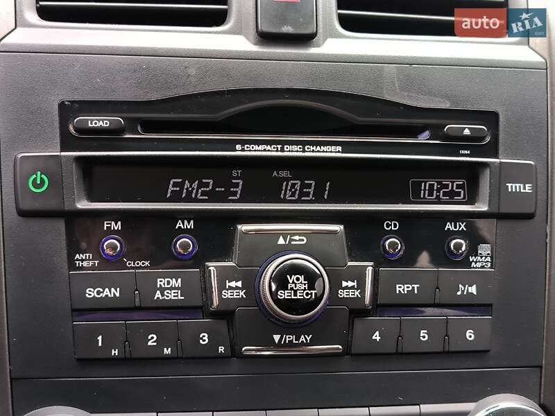 Внедорожник / Кроссовер Honda CR-V 2010 в Киеве