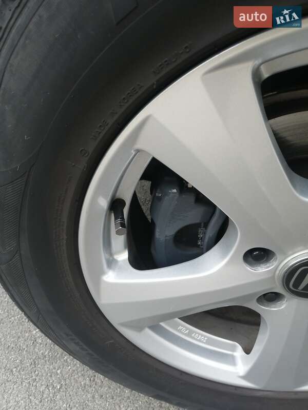 Внедорожник / Кроссовер Honda CR-V 2010 в Киеве