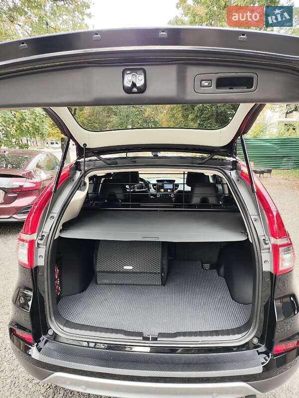 Внедорожник / Кроссовер Honda CR-V 2016 в Харькове