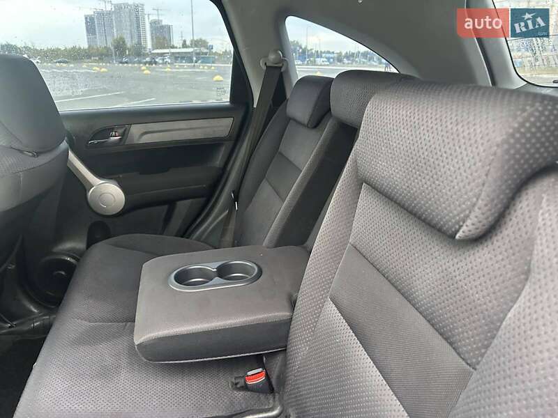 Внедорожник / Кроссовер Honda CR-V 2007 в Киеве
