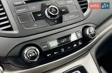 Внедорожник / Кроссовер Honda CR-V 2015 в 