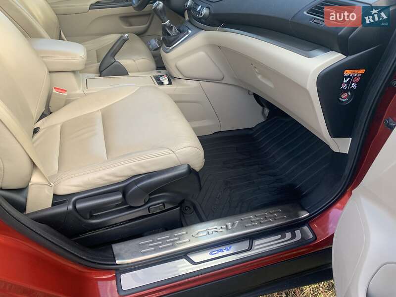 Позашляховик / Кросовер Honda CR-V 2012 в Полтаві