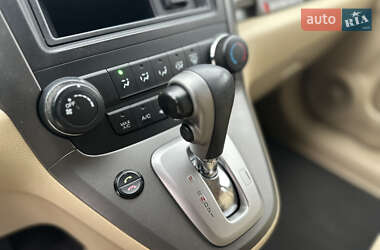 Внедорожник / Кроссовер Honda CR-V 2011 в 