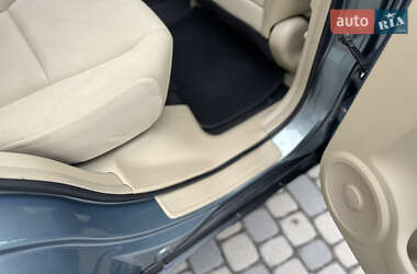 Внедорожник / Кроссовер Honda CR-V 2011 в 