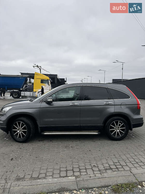 Внедорожник / Кроссовер Honda CR-V 2010 в Винниках