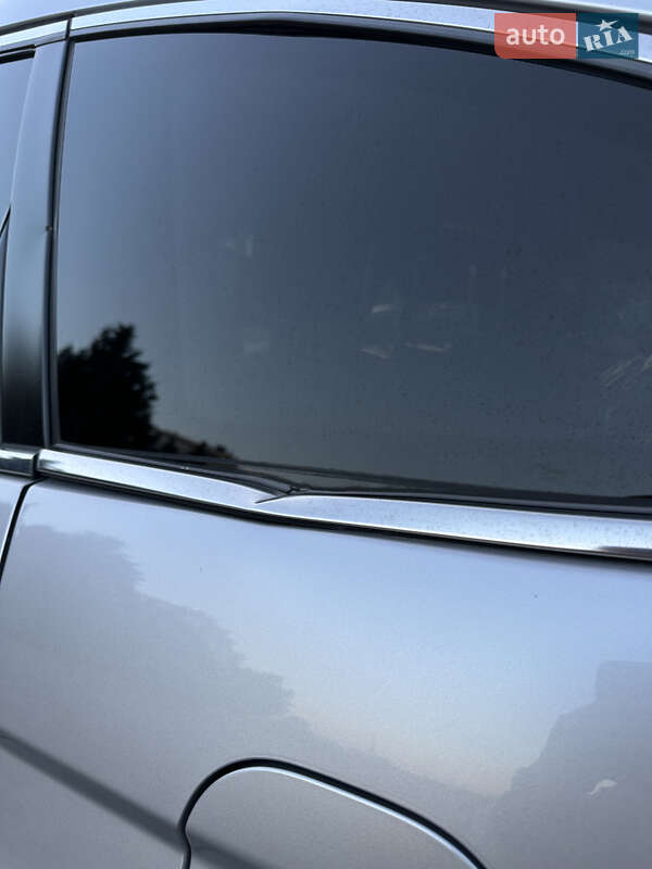 Внедорожник / Кроссовер Honda CR-V 2012 в Днепре