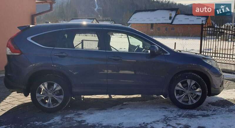 Внедорожник / Кроссовер Honda CR-V 2013 в Черновцах