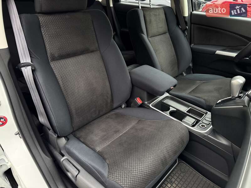 Внедорожник / Кроссовер Honda CR-V 2016 в Виннице