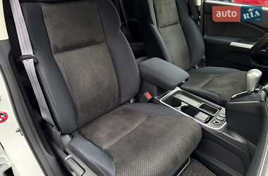 Внедорожник / Кроссовер Honda CR-V 2016 в 