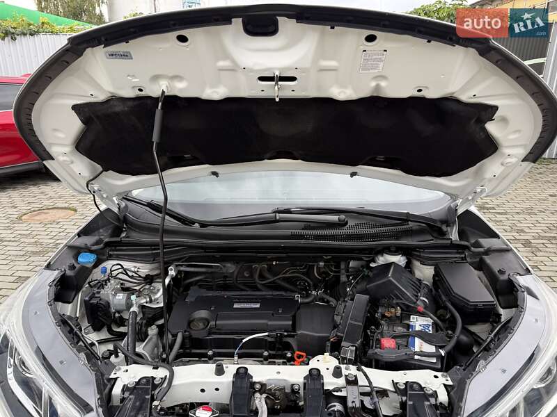 Внедорожник / Кроссовер Honda CR-V 2016 в Виннице