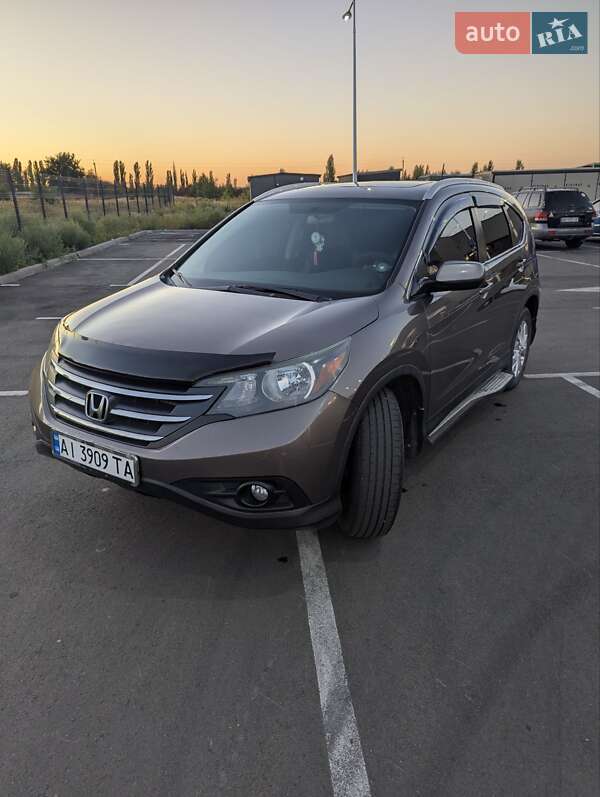 Внедорожник / Кроссовер Honda CR-V 2014 в Боярке