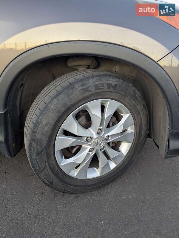 Внедорожник / Кроссовер Honda CR-V 2014 в Боярке