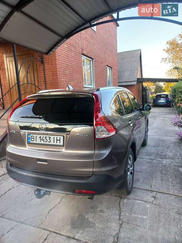 Внедорожник / Кроссовер Honda CR-V 2013 в Решетиловке