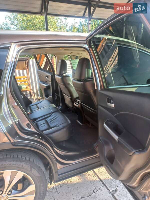 Внедорожник / Кроссовер Honda CR-V 2013 в Решетиловке