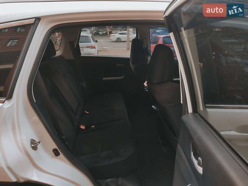 Внедорожник / Кроссовер Honda CR-V 2013 в Киеве