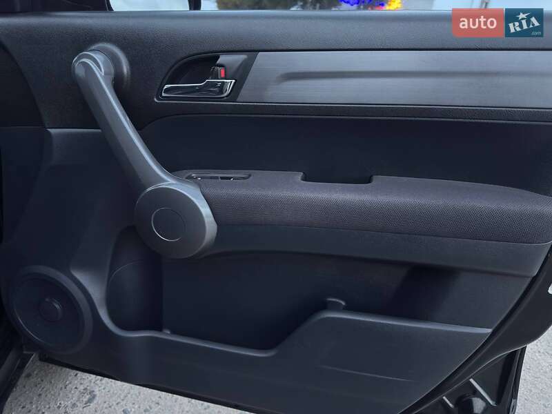 Позашляховик / Кросовер Honda CR-V 2009 в Охтирці