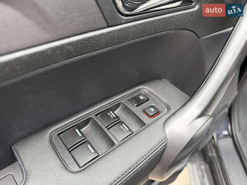 Внедорожник / Кроссовер Honda CR-V 2008 в Житомире