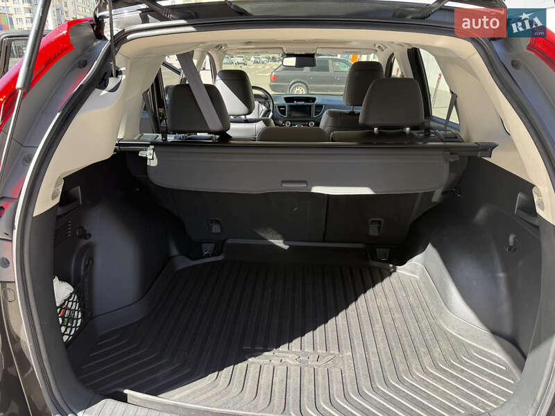 Позашляховик / Кросовер Honda CR-V 2015 в Києві