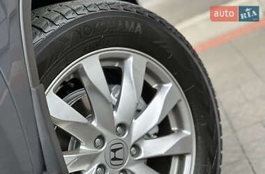 Внедорожник / Кроссовер Honda CR-V 2012 в 