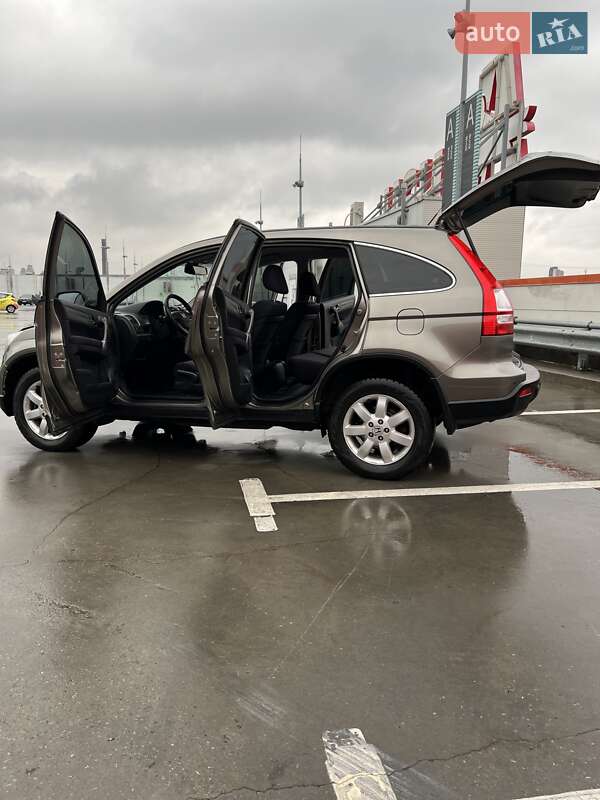 Позашляховик / Кросовер Honda CR-V 2008 в Києві